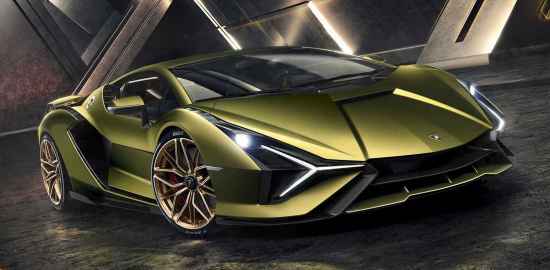 Lamborghini verso l’elettrificazione della gamma